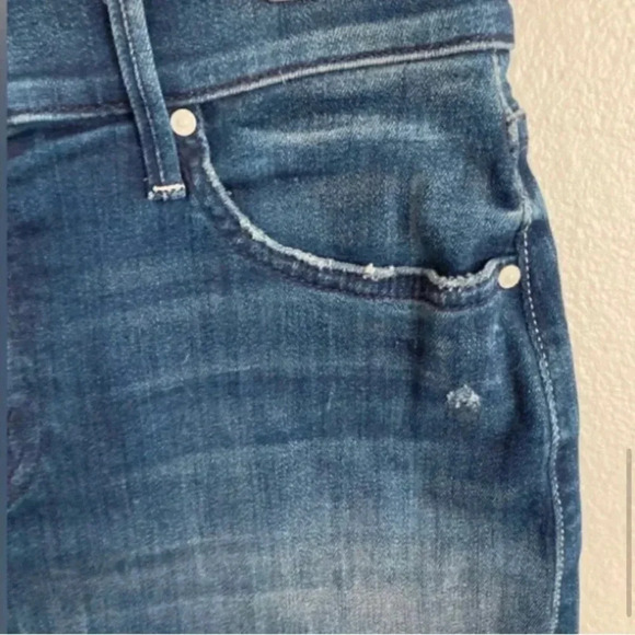 Mother Denim Undone Hem Mini Skirt in Dark Graffiti Size 26 Blue - Picture 6 of 9